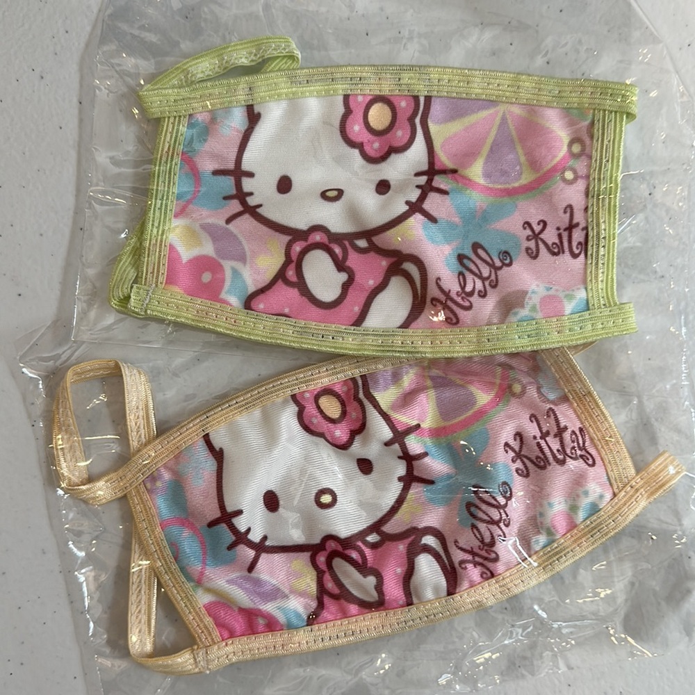 HELLO KITTY BUNDLE OF 2 FACE MASKS FOR YOUNG CHILDREN